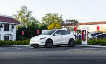 Tesla provides free Supercharging miles and begins shipping vehicles with less than 50% charge