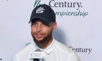 Stephen Curry comes out on top for American Century Title with falcon on 18
