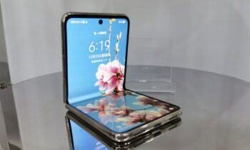 Huawei side project Honor dispatches foldable telephone universally as Chinese firm hopes to equal Apple, Samsung