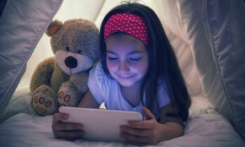 Unsettling research relates early screen usage to abnormal sensory processing in children